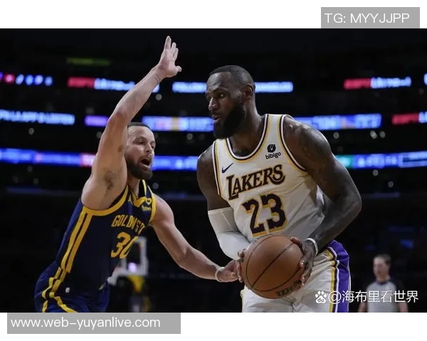 勇士与湖人精彩对决比分直播全程跟踪分析与赛况更新